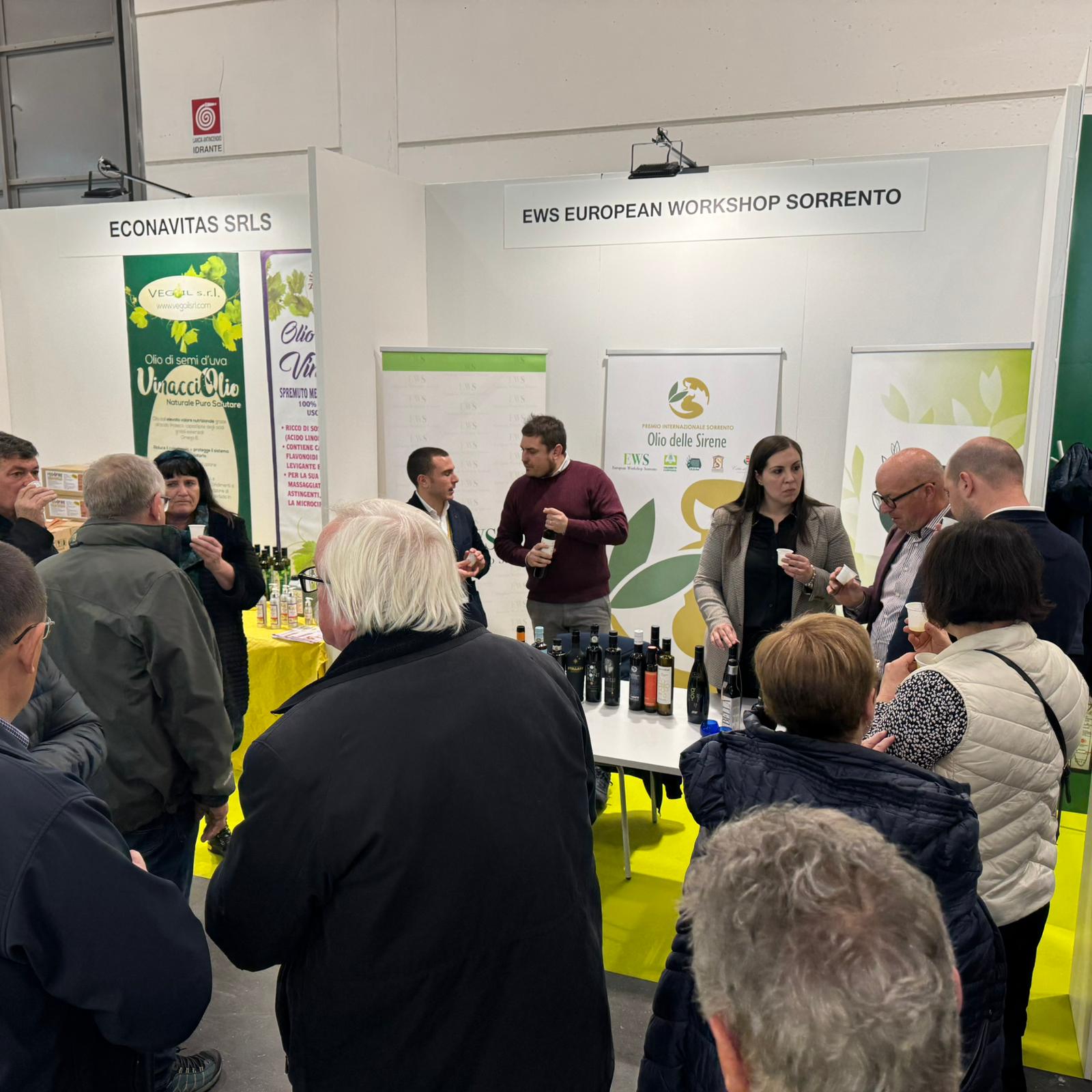 Tre giorni dedicati all’eccellenza mediterranea. In occasione del prestigioso SOL EXPO (The Olive & Oil Trade Show) di Verona, l’EWS – European Workshop Sorrento riconferma il proprio ruolo centrale nella promozione della cultura olearia internazionale.
