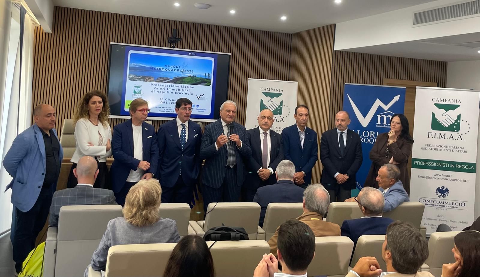 Il mercato immobiliare a Napoli cresce, è più dinamico, il risanamento di alcune zone periferiche amplia il mercato come accade a San Giovanni grazie alle Academy o al futuro studentato al Centro direzionale.