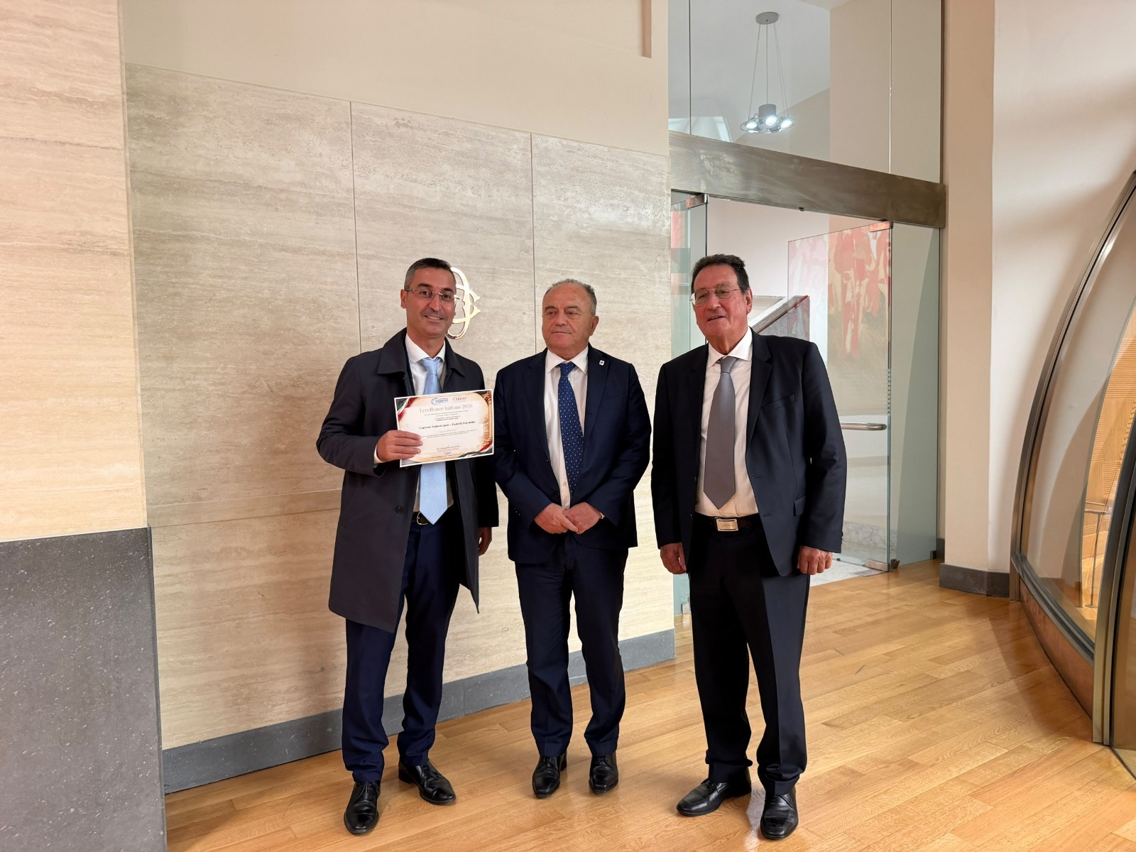 Paolo Palumbo e il figlio Antonio presenti a Montecitorio per il Premio Eccellenze 2026: un riconoscimento a una realtà vitivinicola che racconta e valorizza il territorio flegreo